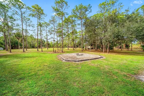 2195 F Road Loxahatchee Groves FL 33470