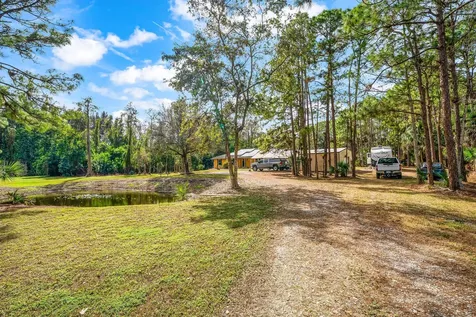 2195 F Road Loxahatchee Groves FL 33470