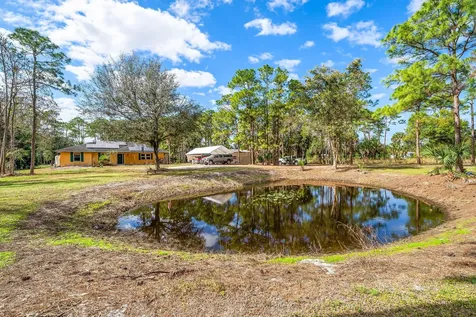2195 F Road Loxahatchee Groves FL 33470