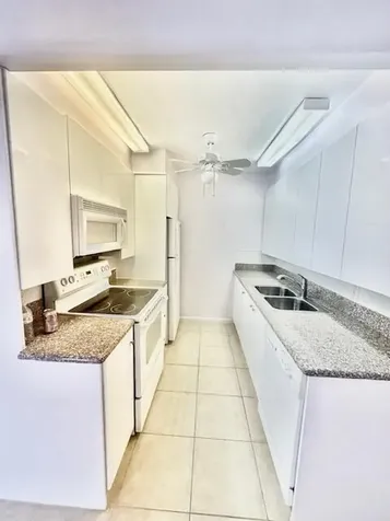 2044 Exeter C Boca Raton FL 33434