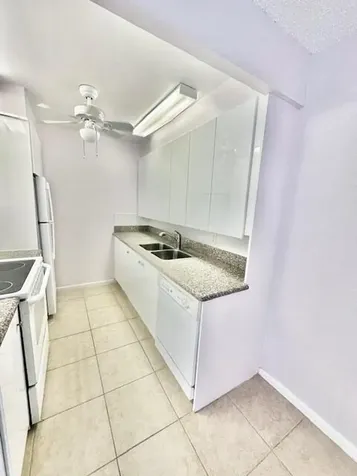 2044 Exeter C Boca Raton FL 33434