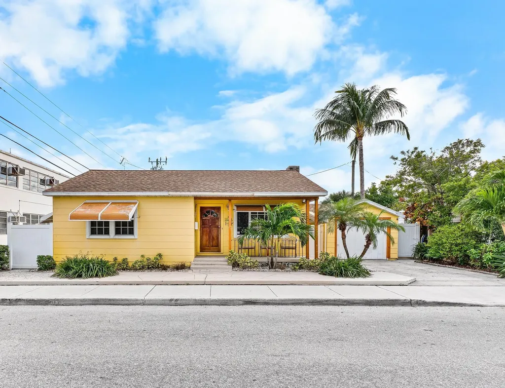 411 3rd Avenue Lake Worth Beach FL 33460
