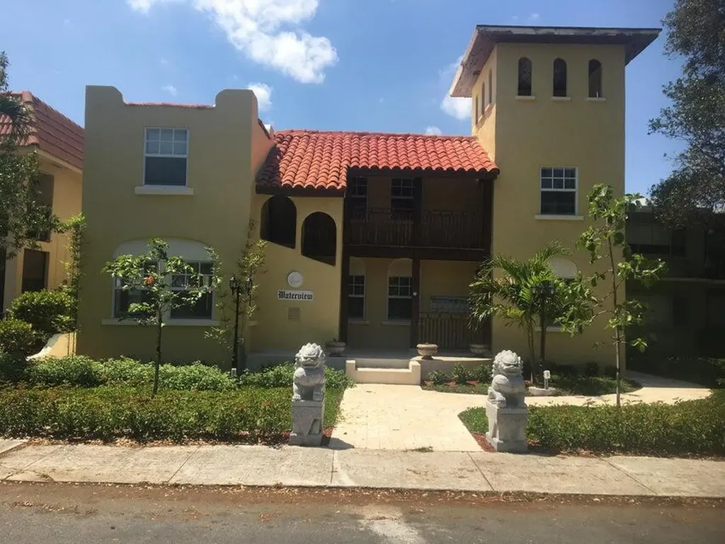 407 S Lakeside Drive Lake Worth Beach FL 33460