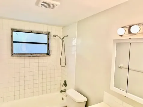 240 Croton Avenue Lantana FL 33462