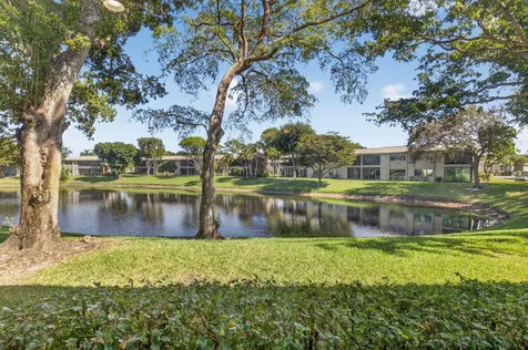 36 Westgate Lane Boynton Beach FL 33436