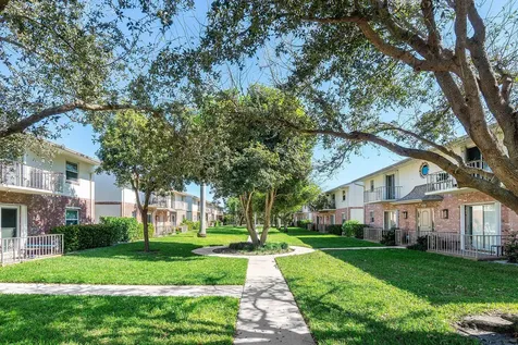 2023 S Seacrest Boulevard Boynton Beach FL 33435