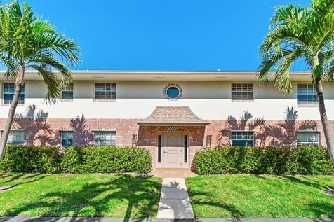 2023 S Seacrest Boulevard Boynton Beach FL 33435