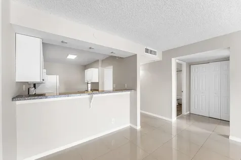 10 Royal Palm Way Boca Raton FL 33432