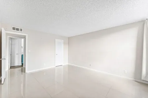 10 Royal Palm Way Boca Raton FL 33432