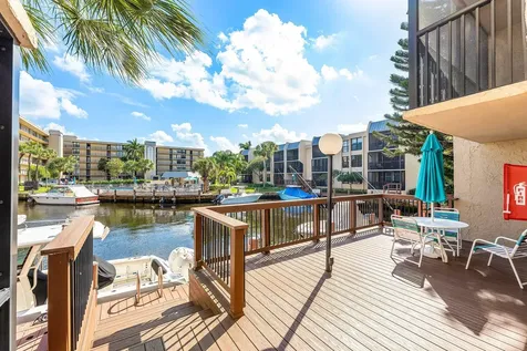 10 Royal Palm Way Boca Raton FL 33432