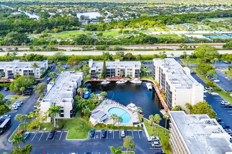 10 Royal Palm Way Boca Raton FL 33432