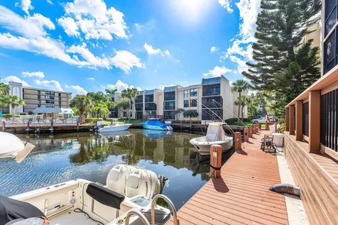 10 Royal Palm Way Boca Raton FL 33432