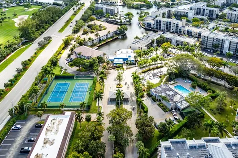 10 Royal Palm Way Boca Raton FL 33432