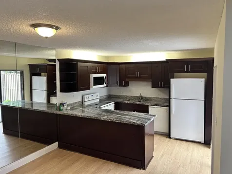705 7th Court Palm Beach Gardens FL 33410
