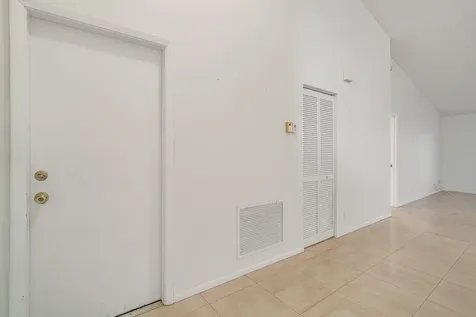 6209 Pond Tree Court Greenacres FL 33463