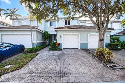 2138 Oakmont Drive Riviera Beach FL 33404
