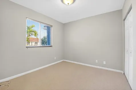 2138 Oakmont Drive Riviera Beach FL 33404
