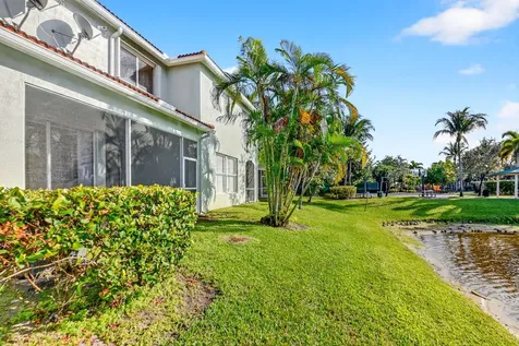 2138 Oakmont Drive Riviera Beach FL 33404