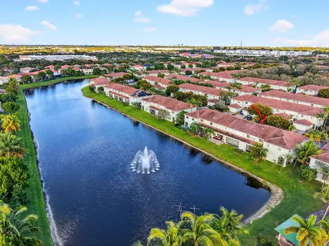 2138 Oakmont Drive Riviera Beach FL 33404