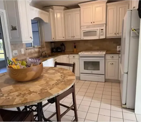 1813 Se Balletos Street Port Saint Lucie FL 34952