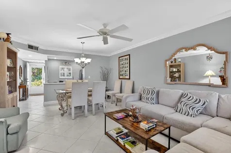 250 Ne 20th Street Boca Raton FL 33431