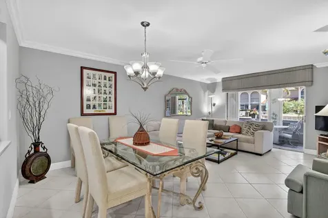 250 Ne 20th Street Boca Raton FL 33431