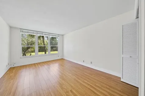 4007 N Cypress Drive Pompano Beach FL 33069