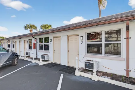 704 N Dixie Highway Lantana FL 33462