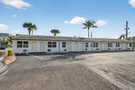 704 N Dixie Highway Lantana FL 33462