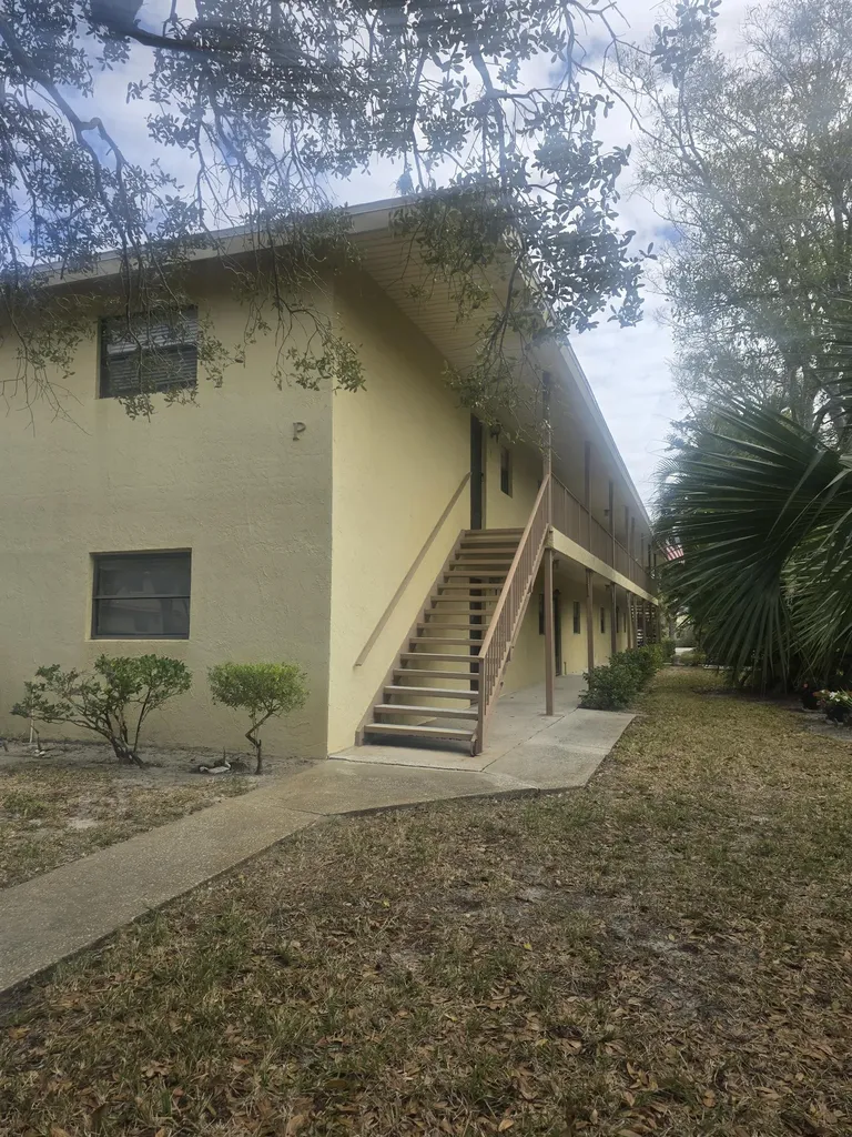400 18th Street Vero Beach FL 32960