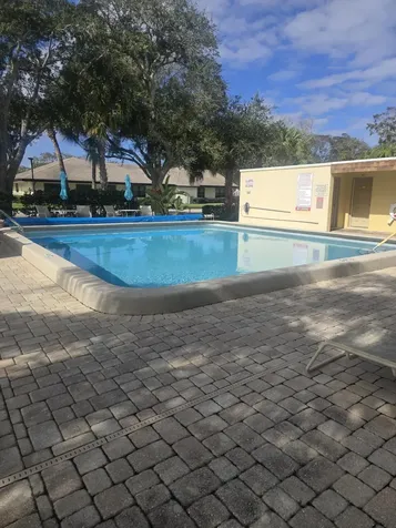 400 18th Street Vero Beach FL 32960