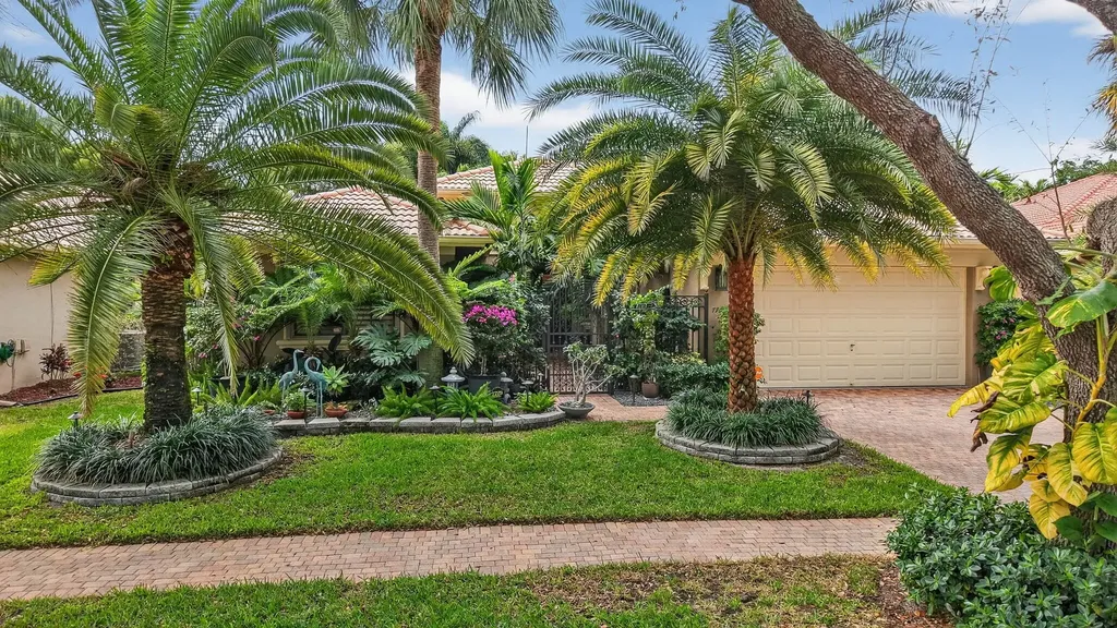 7723 Via Grande Boynton Beach FL 33437