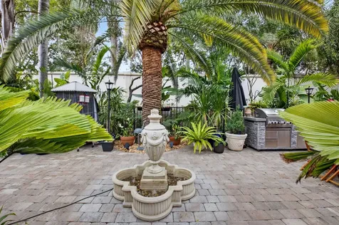 7723 Via Grande Boynton Beach FL 33437