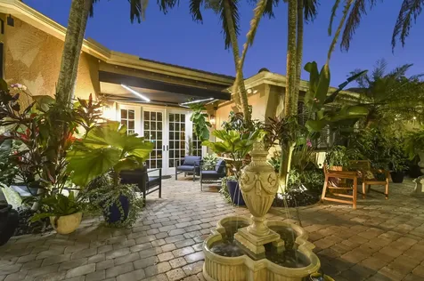 7723 Via Grande Boynton Beach FL 33437