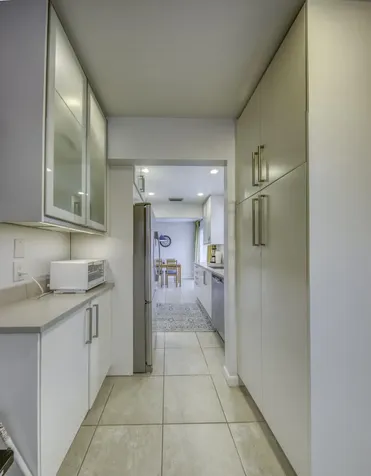 32 Ocean Breeze Lake Worth Beach FL 33460
