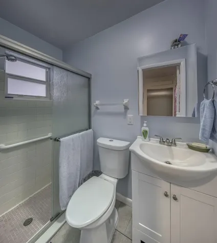 32 Ocean Breeze Lake Worth Beach FL 33460