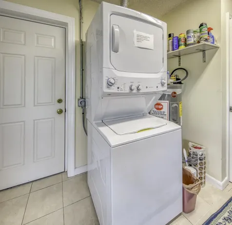 32 Ocean Breeze Lake Worth Beach FL 33460