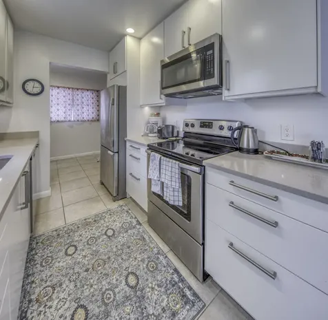 32 Ocean Breeze Lake Worth Beach FL 33460