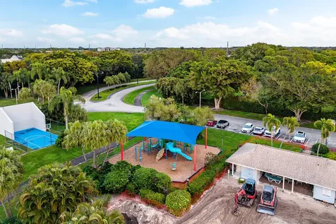 5326 Jog Lane Delray Beach FL 33484