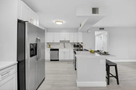 450 Piedmont J Delray Beach FL 33484
