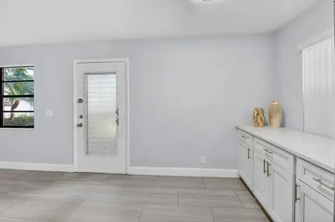 450 Piedmont J Delray Beach FL 33484
