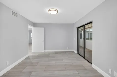 450 Piedmont J Delray Beach FL 33484