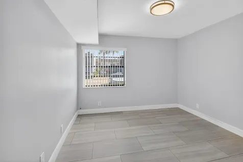 450 Piedmont J Delray Beach FL 33484