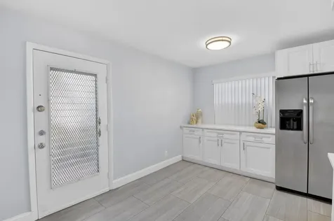 450 Piedmont J Delray Beach FL 33484