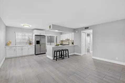 450 Piedmont J Delray Beach FL 33484