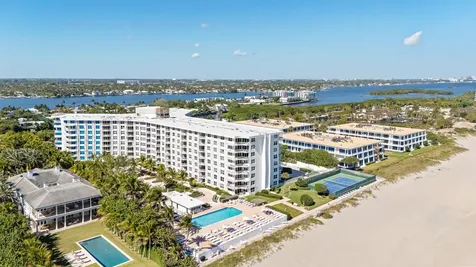 2295 S Ocean Boulevard Palm Beach FL 33480