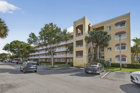 4723 Lucerne Lakes Boulevard Lake Worth FL 33467