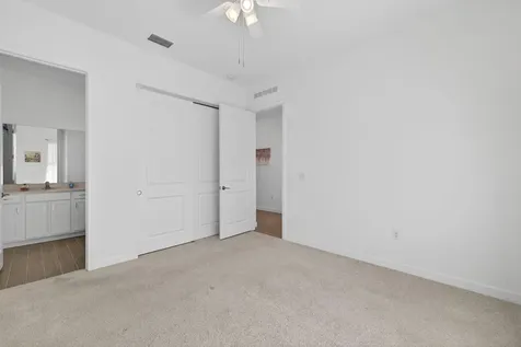 607 Se Mulberry Way Port Saint Lucie FL 34984