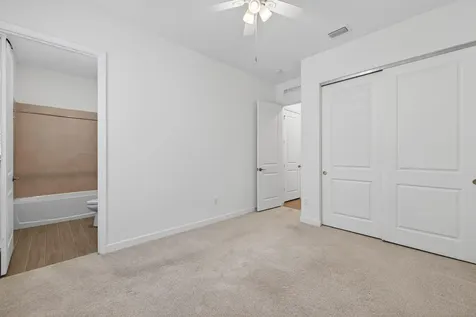 607 Se Mulberry Way Port Saint Lucie FL 34984