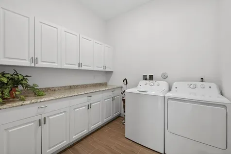 607 Se Mulberry Way Port Saint Lucie FL 34984